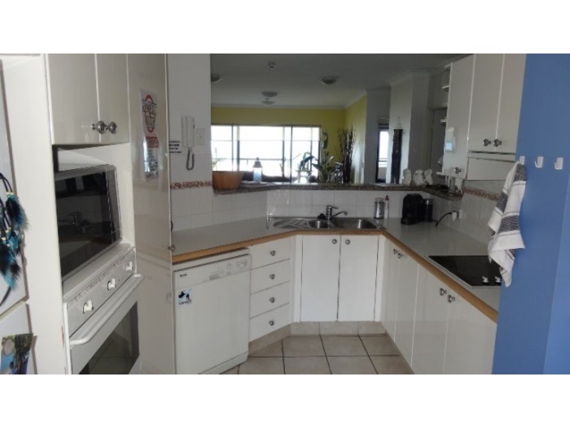 26/1 Great Hall Dve, Nobby Beach QLD 4218