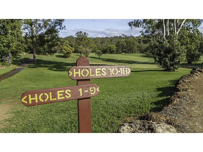 302 College Road, Karana Downs QLD 4306