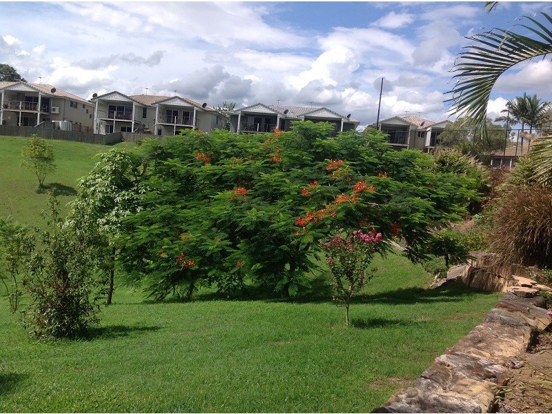 302 College Road, Karana Downs QLD 4306
