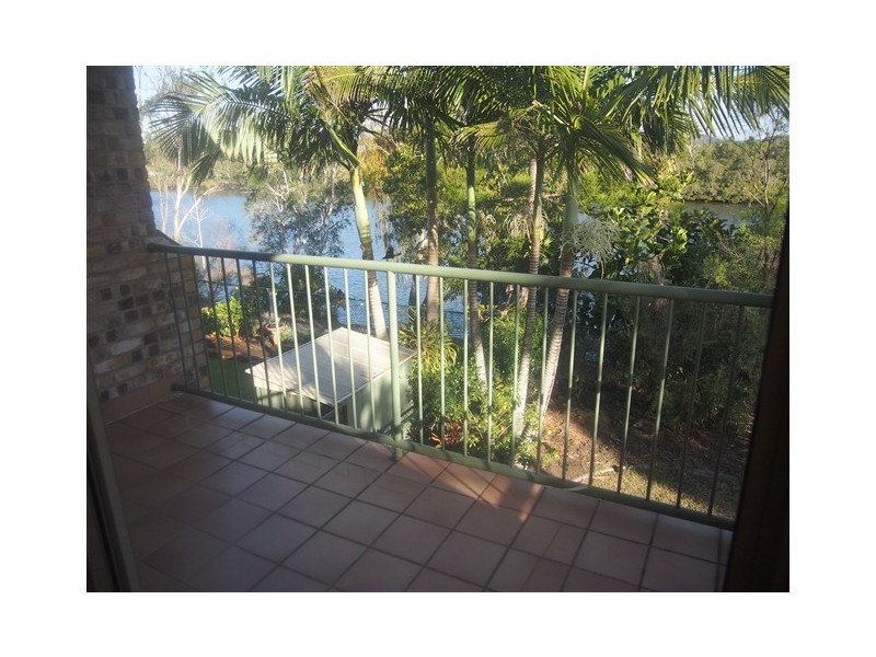 10/4 Koala Town Rd, Upper Coomera QLD 4209