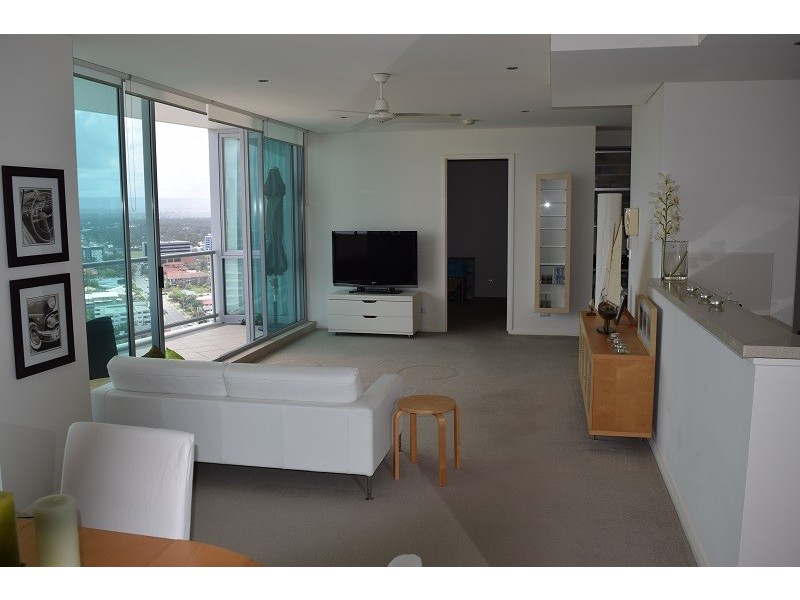 29/1 Como Crescent, Southport QLD 4215