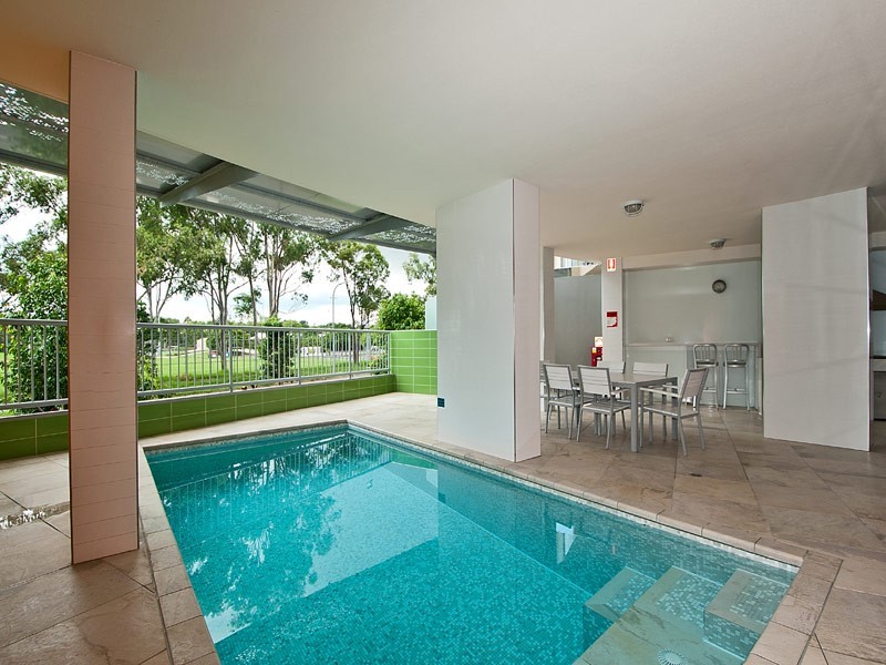 443/51 Playfield Street, Chermside QLD 4032