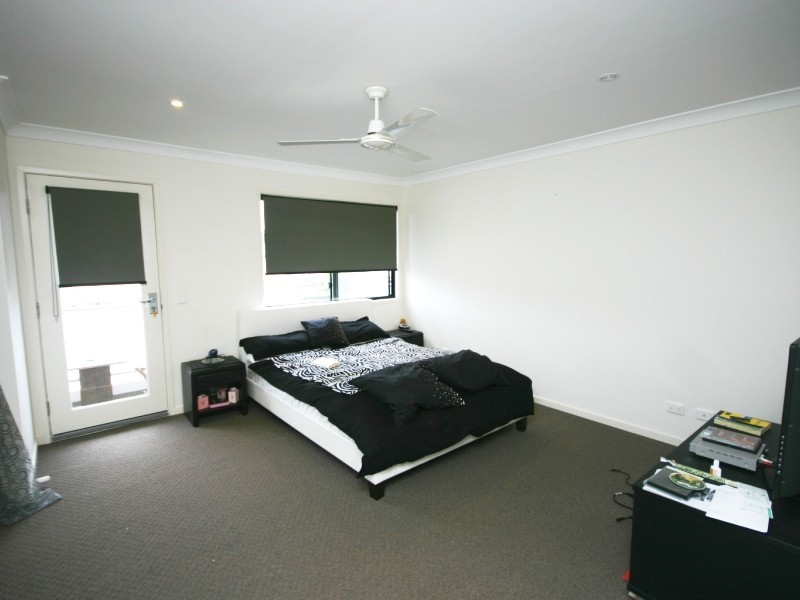 70/19 Santa Barbara Road, Hope Island QLD 4212