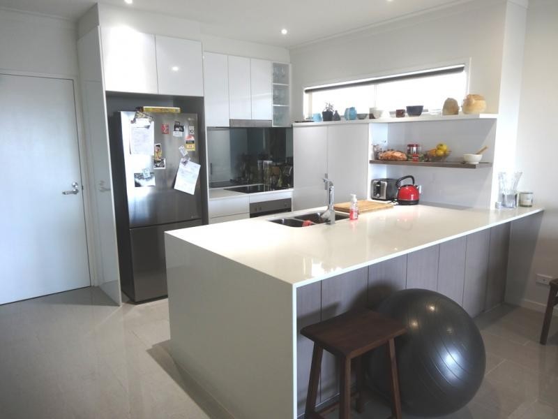 2301/8 Lochaber St, Dutton Park QLD 4102