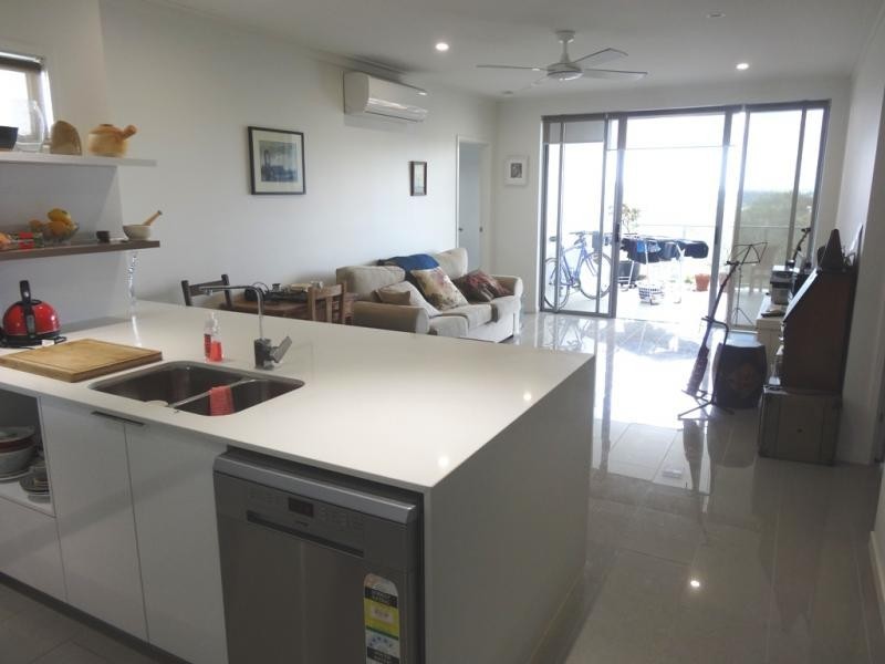 2301/8 Lochaber St, Dutton Park QLD 4102