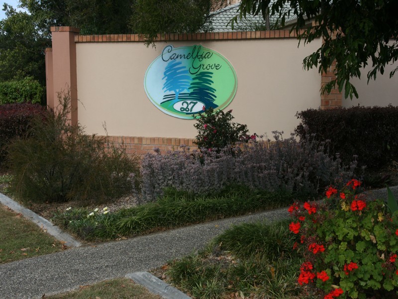 27 Camille Crescent, Wynnum West QLD 4178