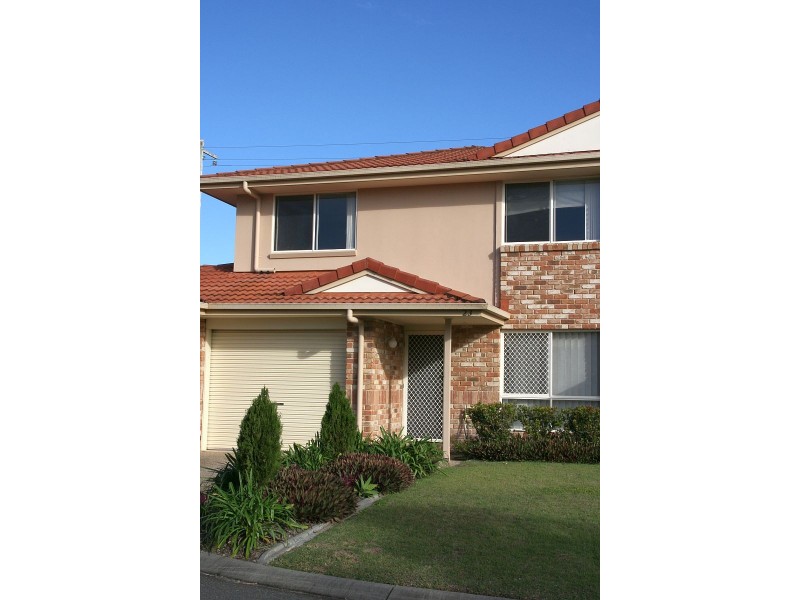 27 Camille Crescent, Wynnum West QLD 4178