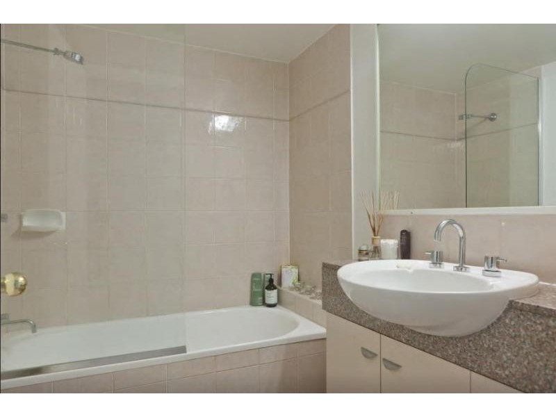 14/236 River Terrace, Kangaroo Point QLD 4169