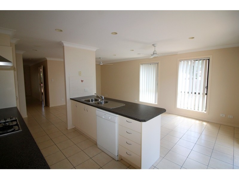 1/13 Bailer Street, Coomera QLD 4209