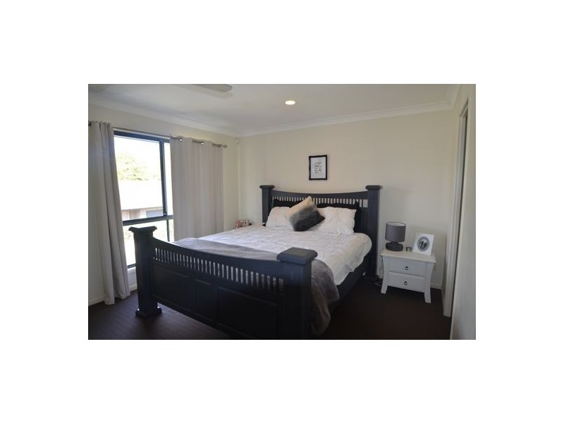 38/24 JESSICA DRIVE, Upper Coomera QLD 4209