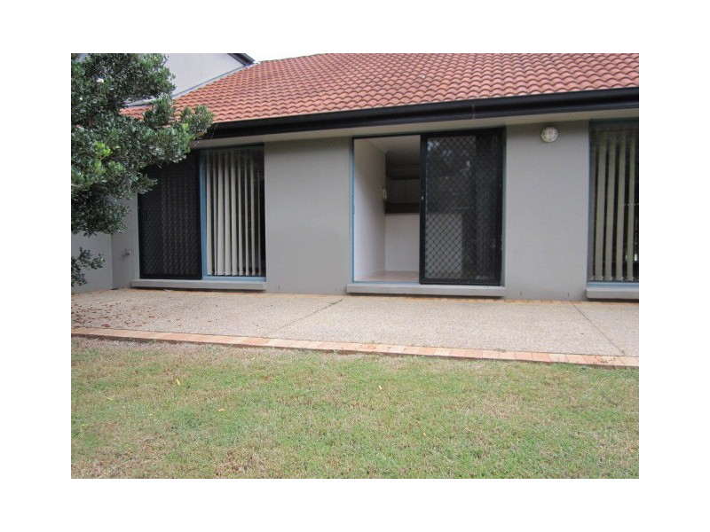 25/19 Santa Barbara Road, Hope Island QLD 4212