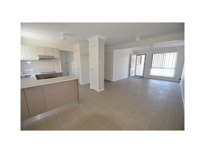 Pacific Pines QLD 4211