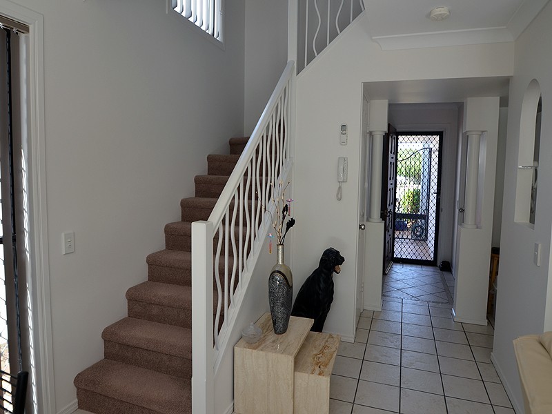 2214 Gold Coast Hwy, Mermaid Waters QLD 4218