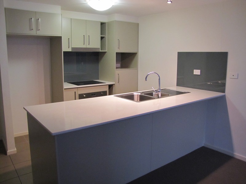 449/51 Playfield Street, Chermside QLD 4032