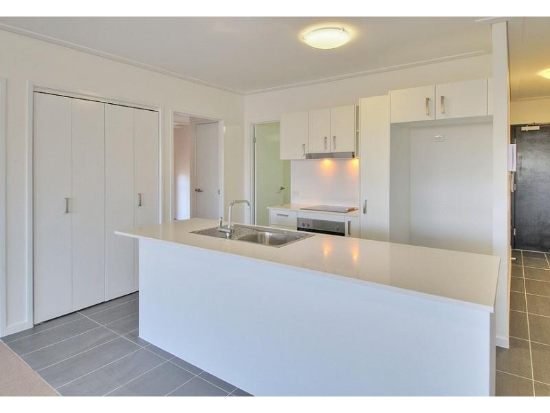 202/60 Blamey Street, Kelvin Grove QLD 4059