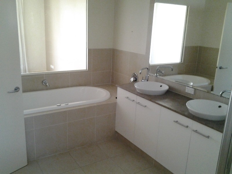 132/5 Easthill Drive,, Robina QLD 4226