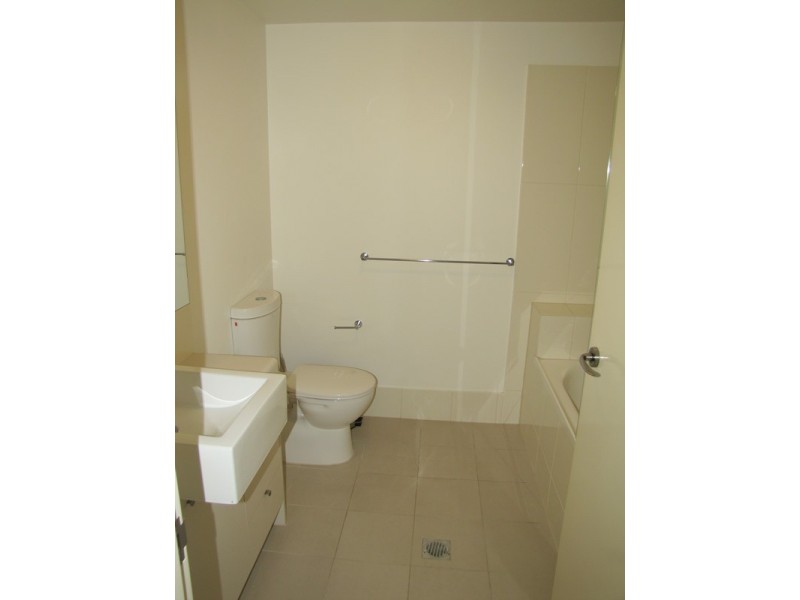 851/23 Playfield Street, Chermside QLD 4032