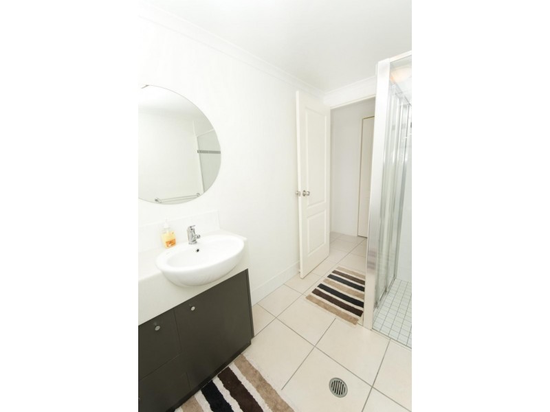 3/44 Pease street, Manoora QLD 4870