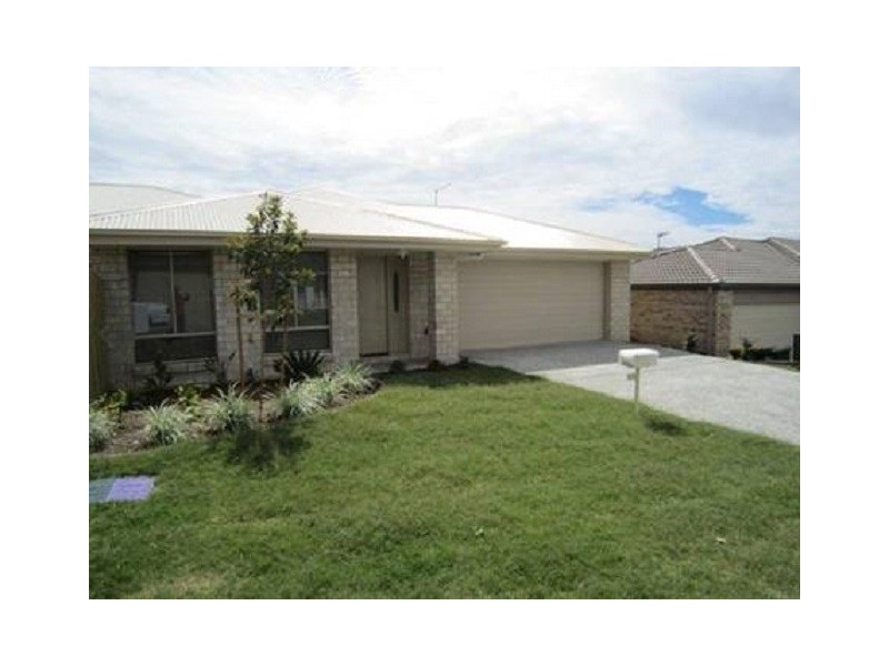 2/12 Prewett Street, Upper Coomera QLD 4209