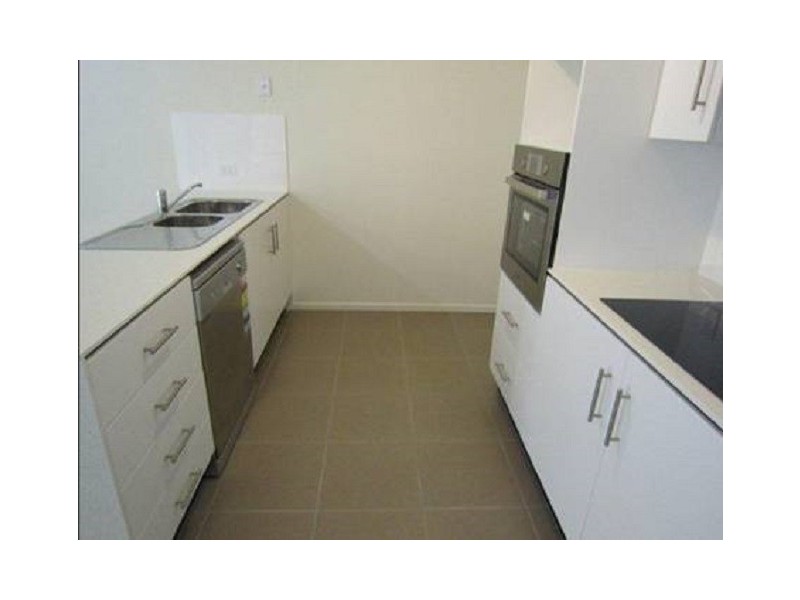 2/12 Prewett Street, Upper Coomera QLD 4209