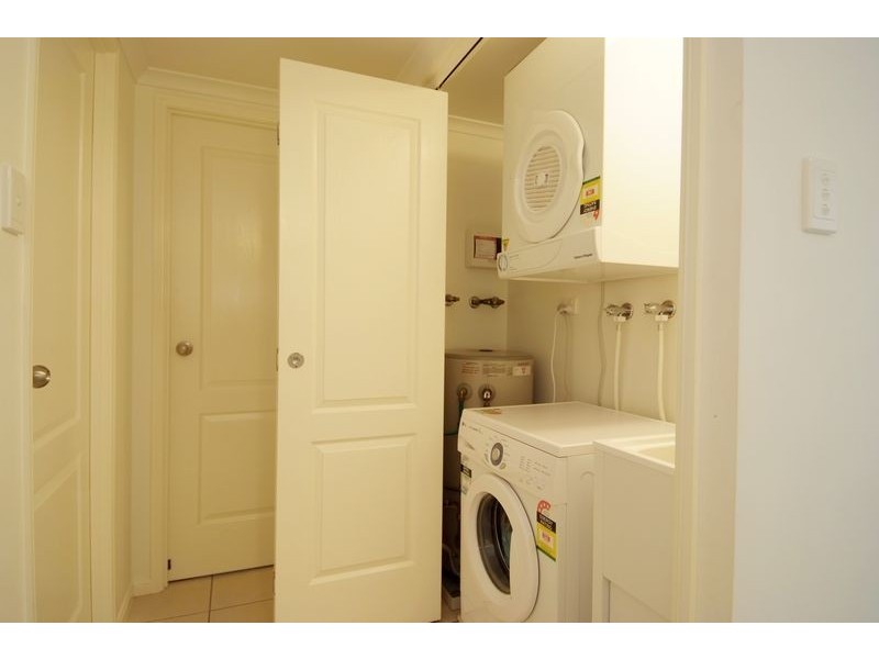 18/44 Pease street, Manoora QLD 4870