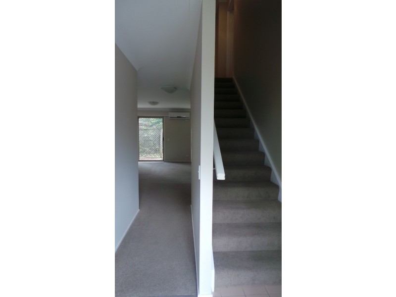 A/757 Ashmore Road, Ashmore QLD 4214