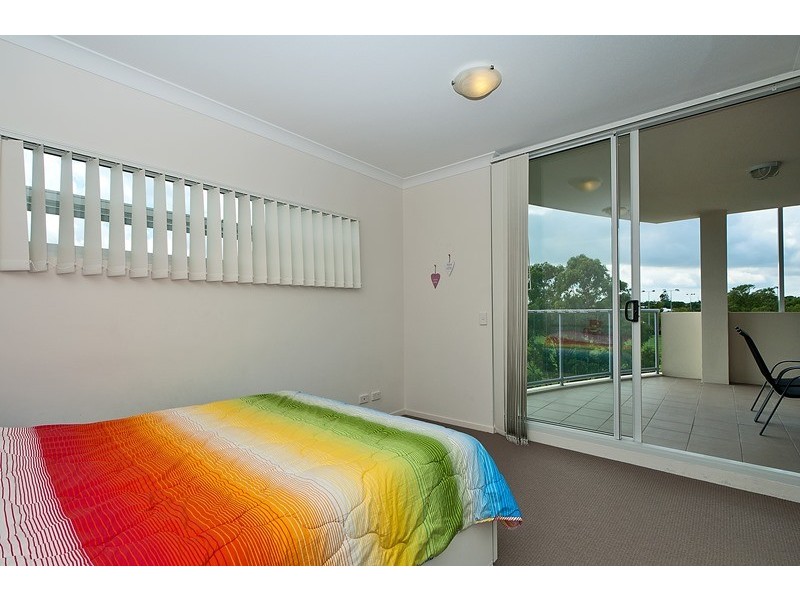 883/51 Playfield Street, Chermside QLD 4032