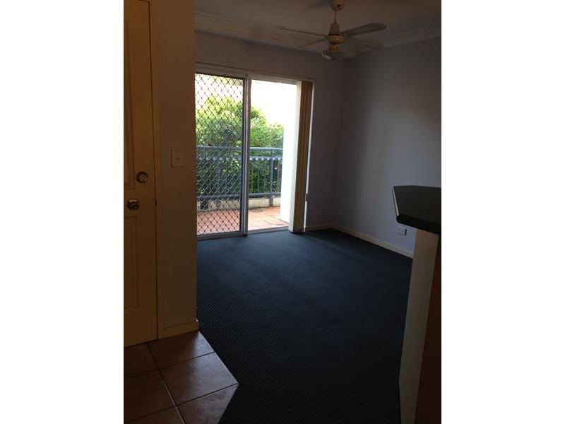 9/150 Marina Parade, Southport QLD 4215