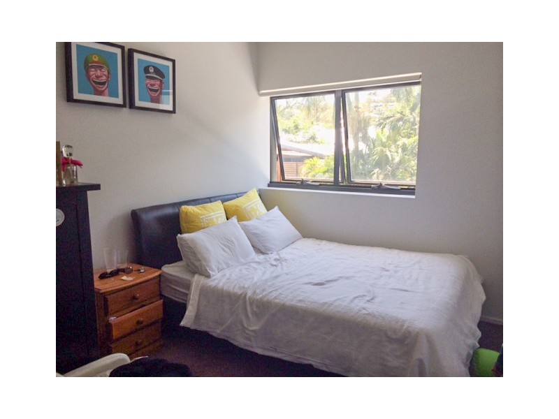 2/2 Garden Terrace, Newmarket QLD 4051