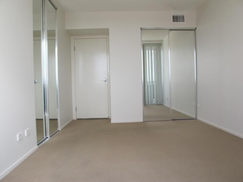 18/27 Station Road, Indooroopilly QLD 4068