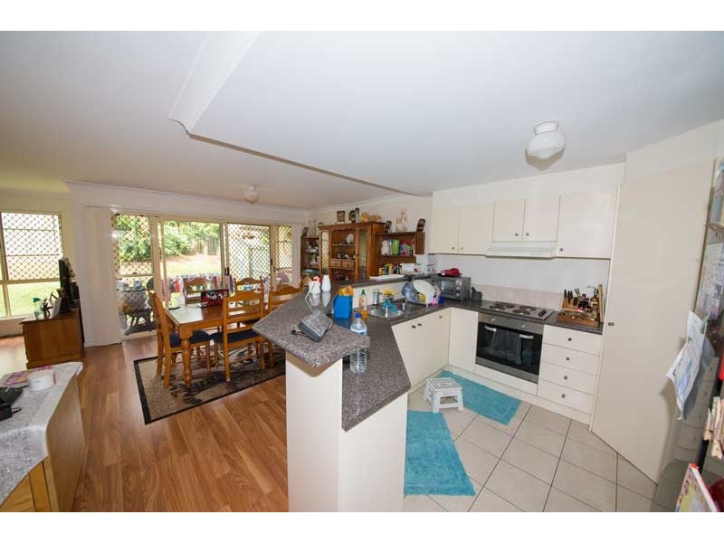 56 Wright Street, Carindale QLD 4152