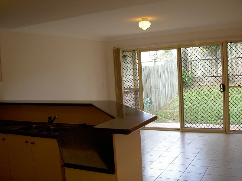 56 Wright Street, Carindale QLD 4152