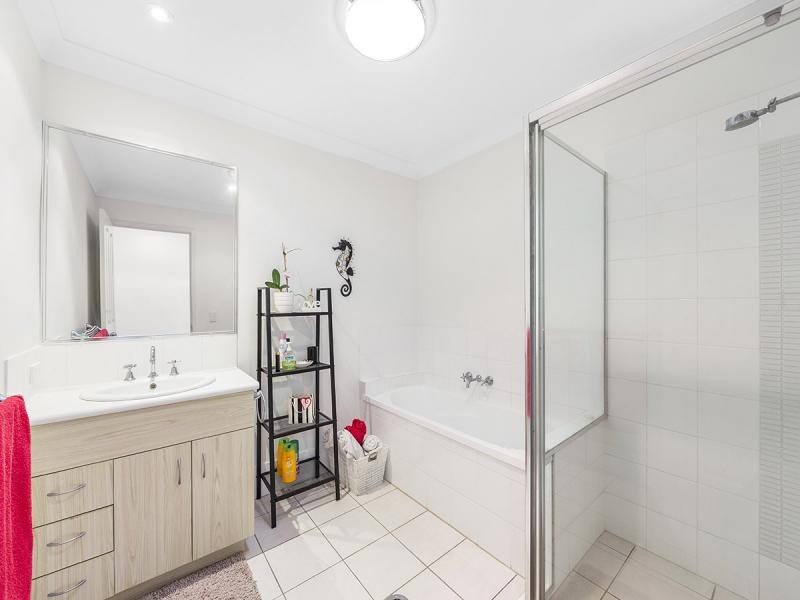 21/29 Lachlan Drive, Wakerley QLD 4154