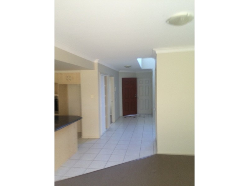 19 Santa Barbara Road, Hope Island QLD 4212