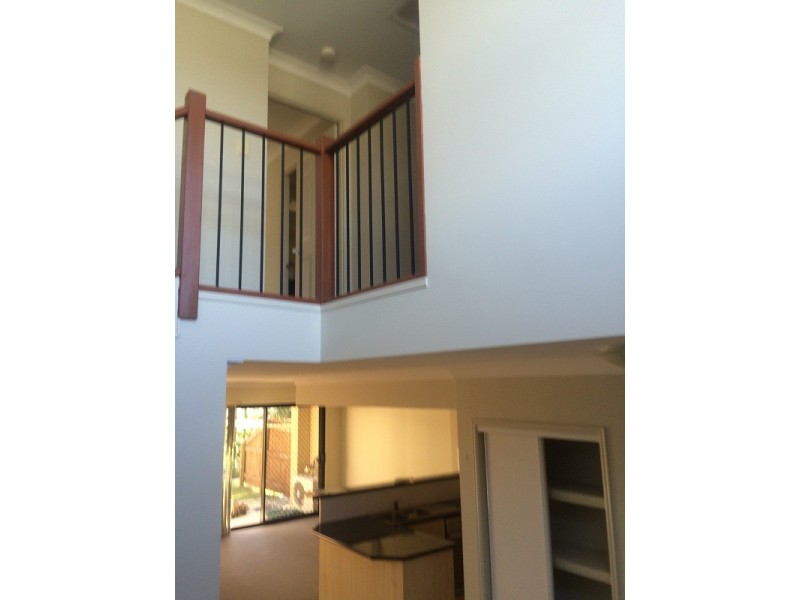 19 Santa Barbara Road, Hope Island QLD 4212