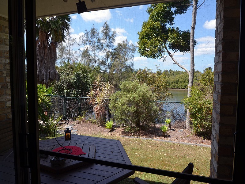 4 Koala Town Rd, Upper Coomera QLD 4209