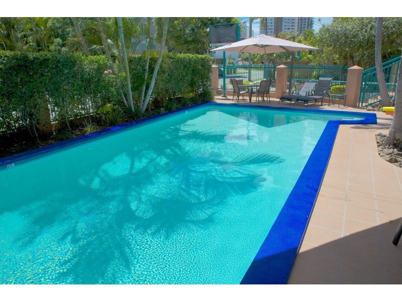 4/40 Tarcoola Crescent, Surfers Paradise QLD 4217