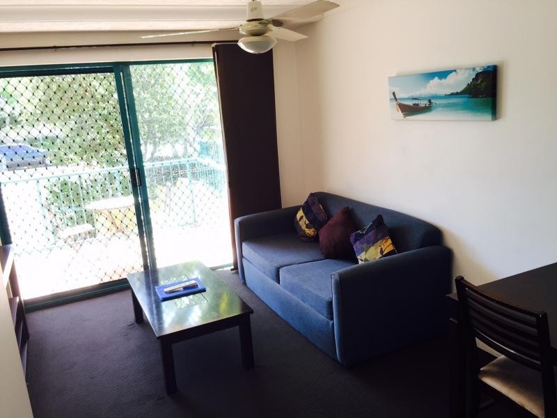 4/40 Tarcoola Crescent, Surfers Paradise QLD 4217