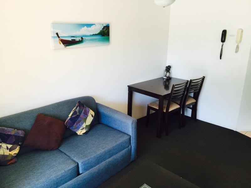 4/40 Tarcoola Crescent, Surfers Paradise QLD 4217