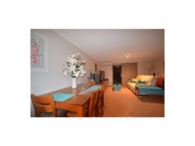 14 Christina Court, Mermaid Waters QLD 4218