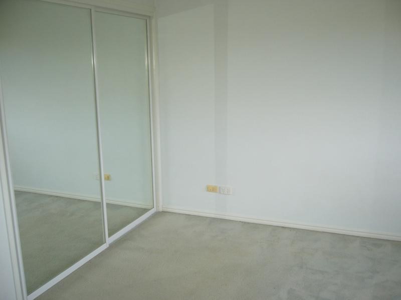35/18 Tallebudgeera Creek Rd,, Burleigh Heads QLD 4220