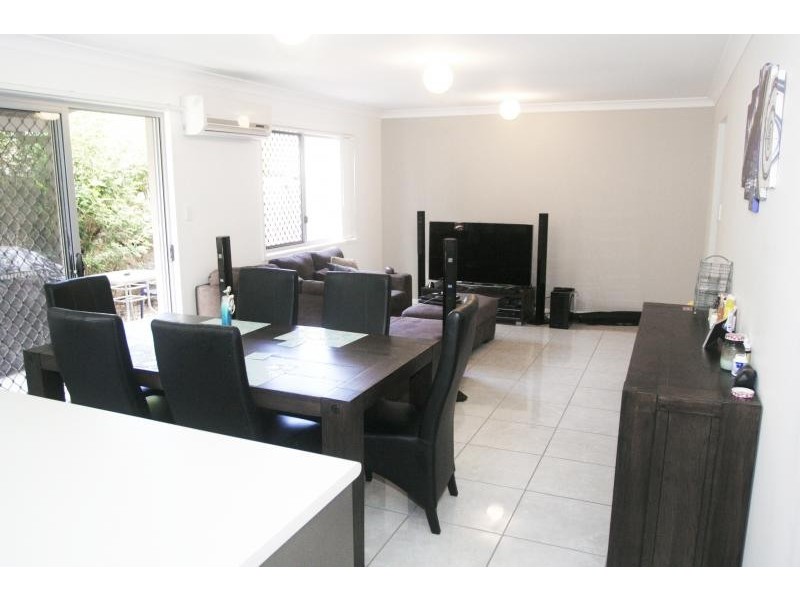 11/18 Platinum Street, Oxley QLD 4075