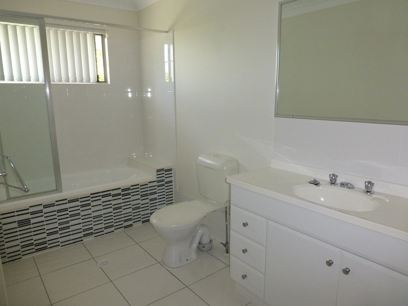 @/30 Carmarthen Circuit, Pacific Pines QLD 4211