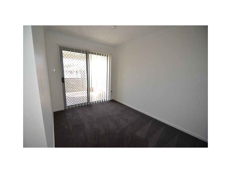 Pacific Pines QLD 4211