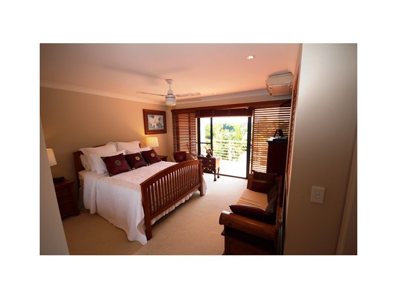 77/117 Palm Meadows Drive, Carrara QLD 4211