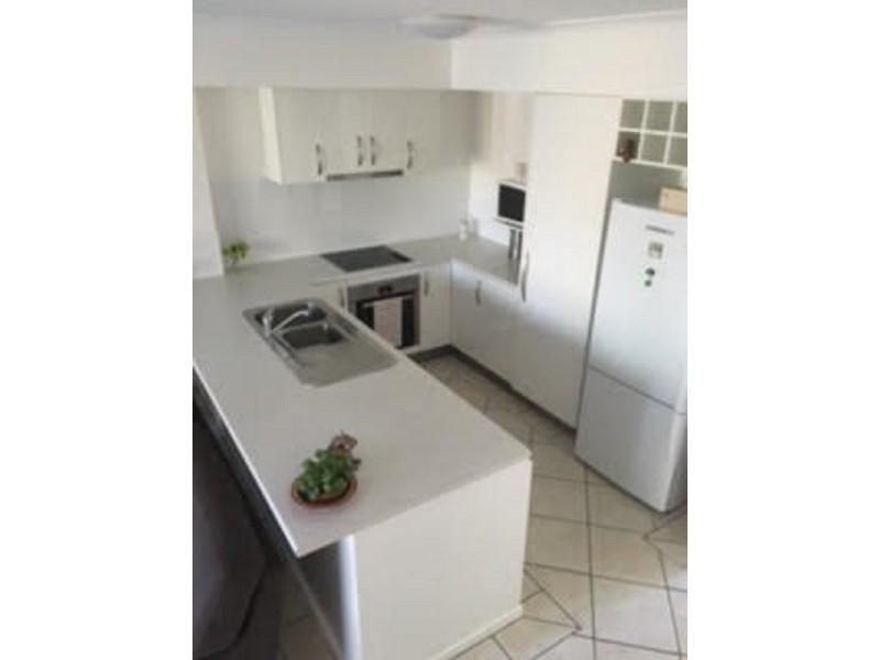 323 Christine Avenue, Varsity Lakes QLD 4227
