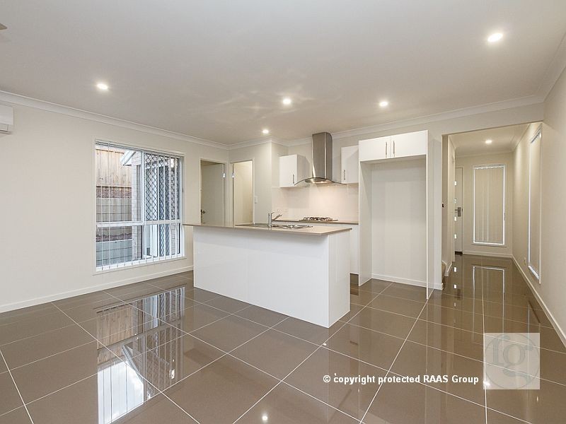 75 Hanover Drive, Pimpama QLD 4209