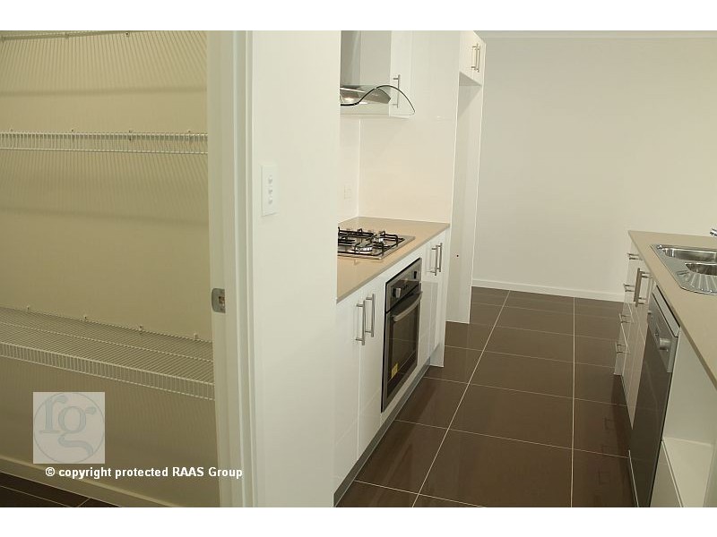 75 Hanover Drive, Pimpama QLD 4209