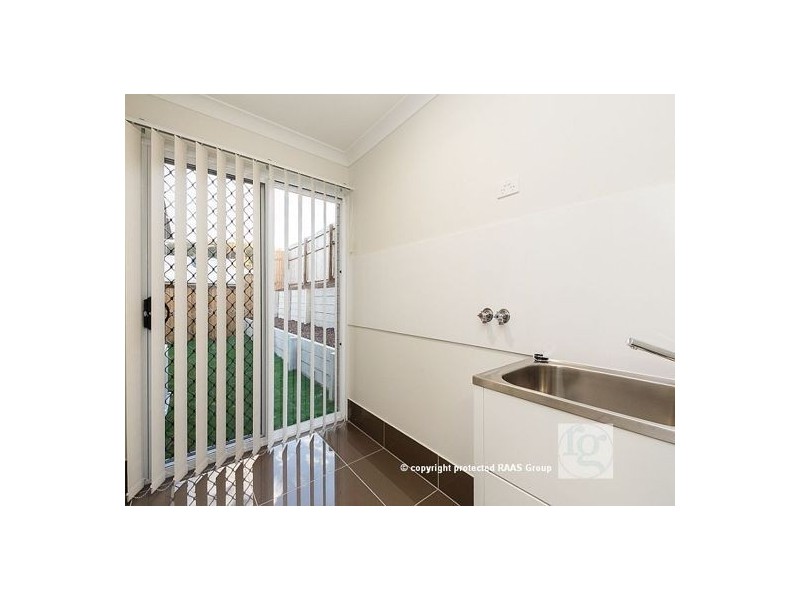 75 Hanover Drive, Pimpama QLD 4209