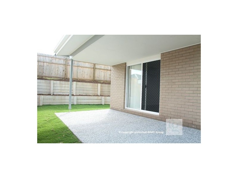 75 Hanover Drive, Pimpama QLD 4209